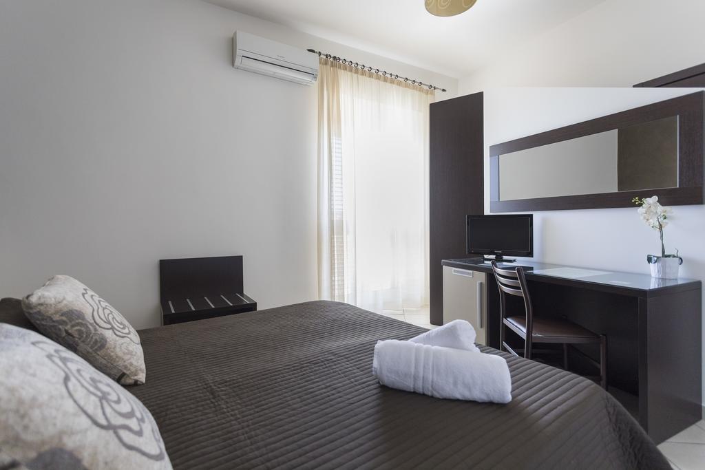 Beatus Suites And Rooms B&B Canicattì Kültér fotó